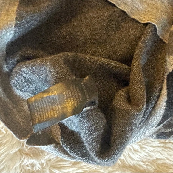 Burberry Camouflage Cashmere Sweater - Picture 9 of 10